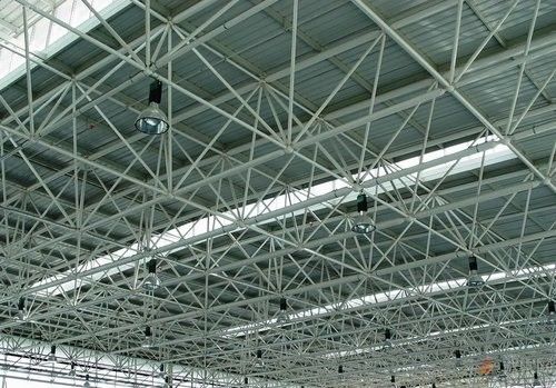 Prefabrykowana stalowa konstrukcja przestrzenna zadaszenia dla stacji poboru opłat
