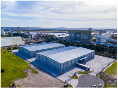Stalowe magazynki Sandwich Panel Struktura Kolorowy budynek Wstępnie zaprojektowany Zaprojektowany szybki warsztat montażu