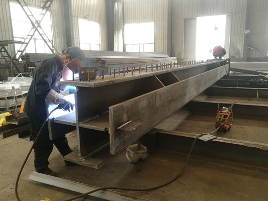 Prefabrykowana stalowa belka dwuteowa malowana lub ocynkowana Q235B Q355B