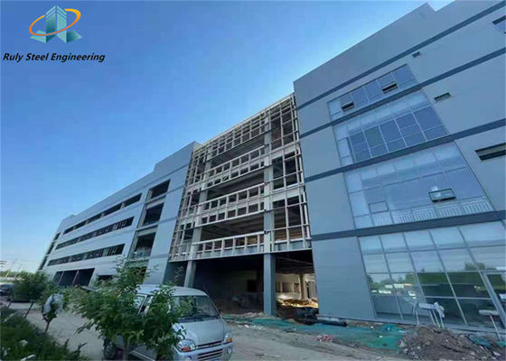 Prefabrykowane wielopoziomowe konstrukcje stalowe Hotele Produkcja / Produkcja / Instalacja