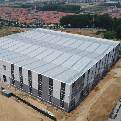 Budynek stalowy prefabrykowany Q235B z panelami izolacyjnymi