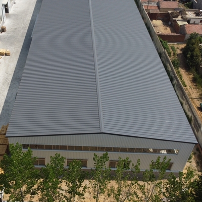Prefabrykowane stalowe warsztaty Q235B Q355B Wełna skalna 50 lat