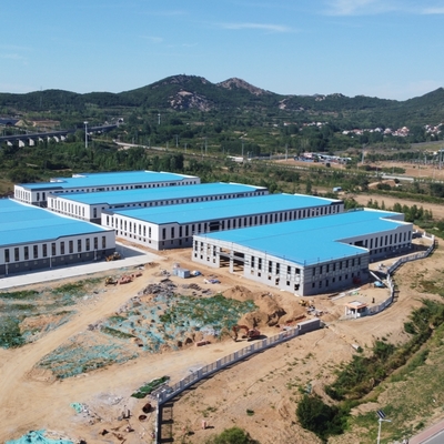 Hala stalowa prefabrykowana 200m x 150m dla fabryki logistycznej
