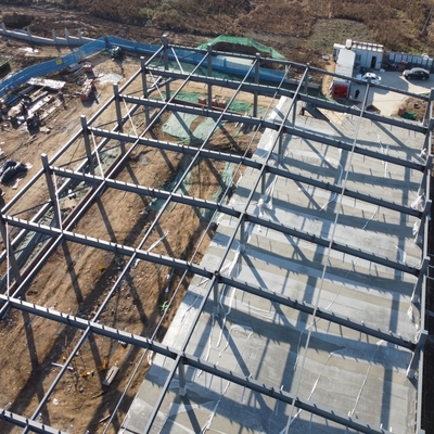 Prefabrykowana stalowa konstrukcja ramy warsztatowej Q235B Q355B Materiał