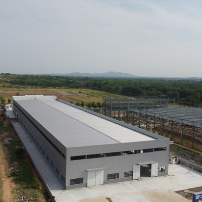 Prefabrykowana stalowa konstrukcja ramy warsztatowej Q235B Q355B Materiał