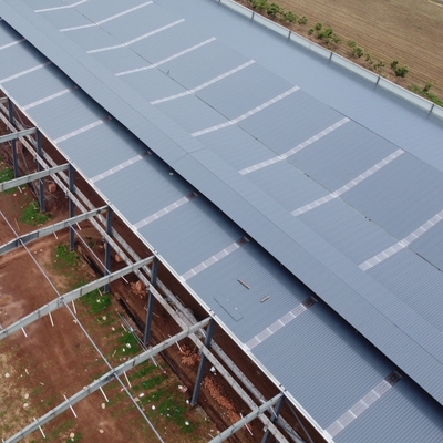 Q355B Skład konstrukcji stalowych z panelami z PU
