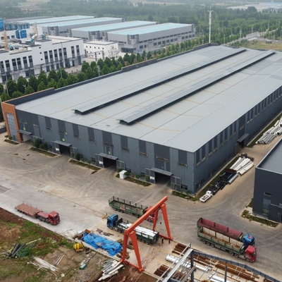 Q235B ASTM A572 Prefabrykowany budynek ze stali z panelami izolacyjnymi