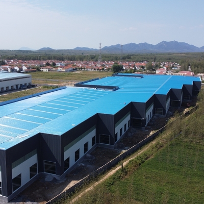Prefabrykowany stalowy budynek warsztatowy Q235B Q355B ASTM A36