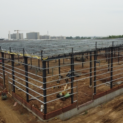Prefabrykowane składy stalowe dla parków logistycznych