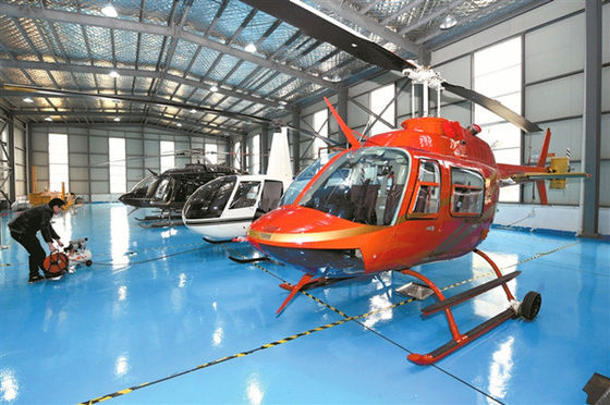 Hangar dla śmigłowców ze szklaną izolacją