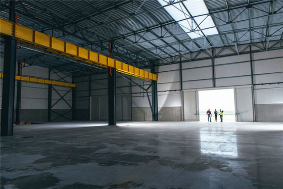 Ramka portalu Prefab preassembled Steel Workshop Budowla Skład garaż Gotowa sekcja walcowana na gorąco