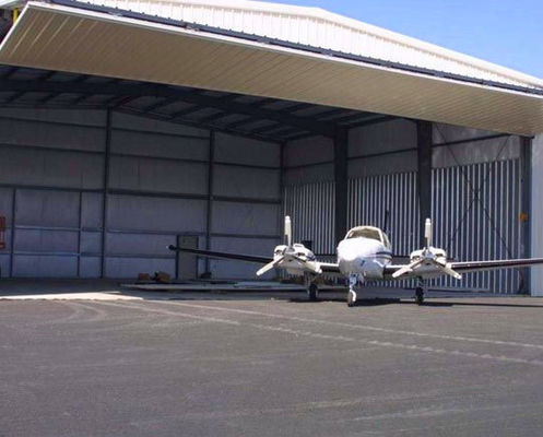Hangar statków powietrznych o konstrukcji stalowej z ramą wiązki H